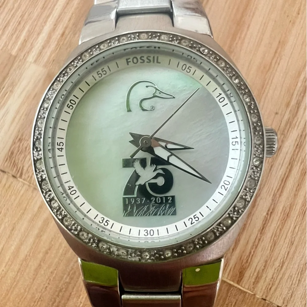 Fossil Ducks Unlimited 75th Anniversary special edition watch NEW BATTERY